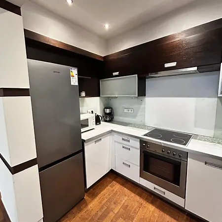 Apartamento Silent Main Market Square With Ac